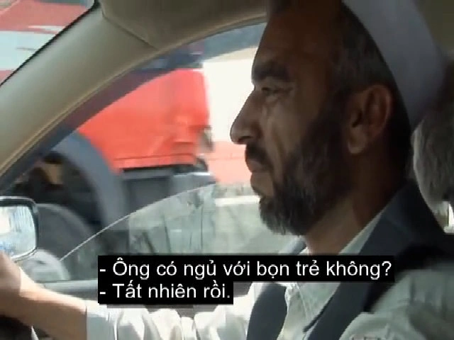 Sự thật tàn nhẫn về nghề 'trai nhảy' tại Afghanistan