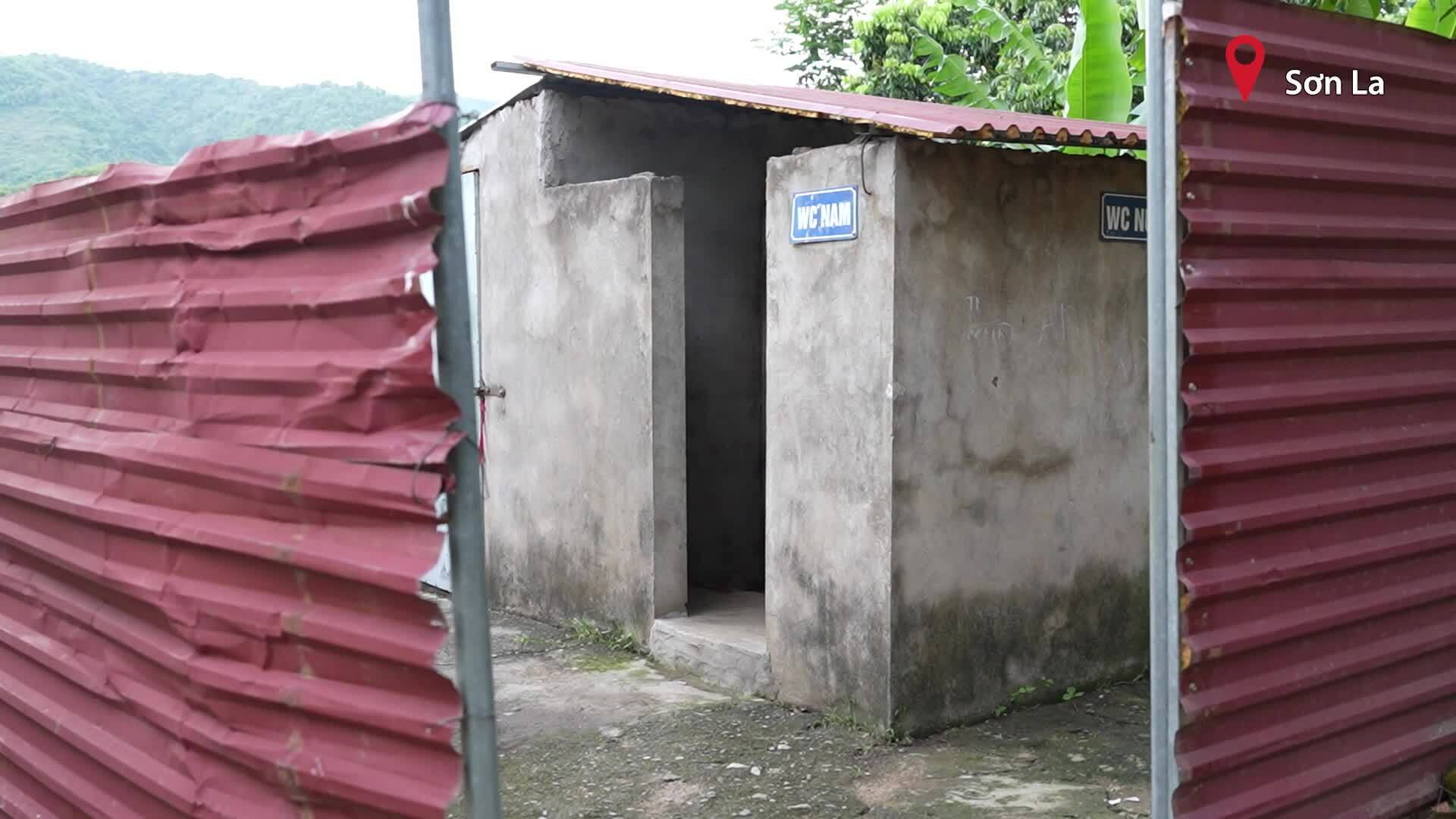 Nỗi trăn trở nhà vệ sinh xập xệ ở vùng cao Sơn La