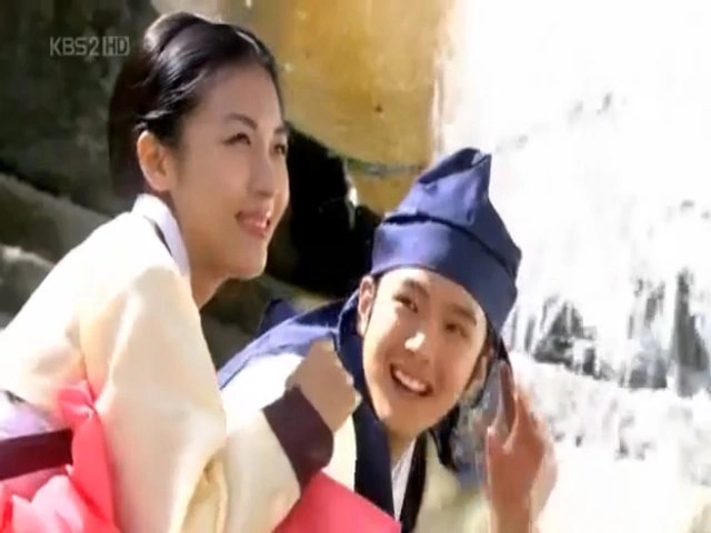 Chuyện tình đẹp của Ha Ji Won - Jang Geun Suk trong 'Hwang Jin Yi'