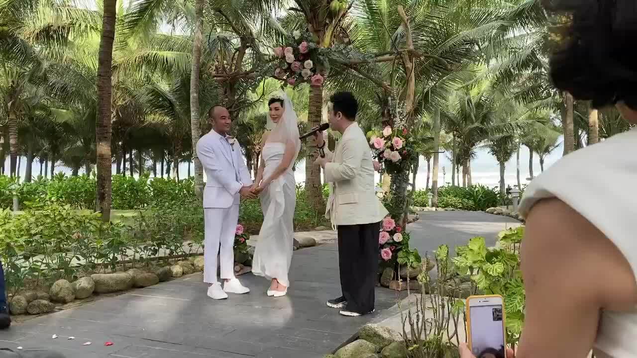 Đám cưới Xuân Lan