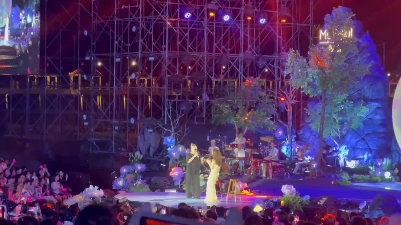 Jimmii Nguyễn, Mỹ Tâm hát "Tình như lá bay xa"