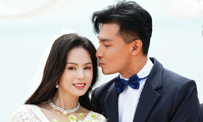 Lý Nhược Đồng trên trường quay Hoa hồng chiều