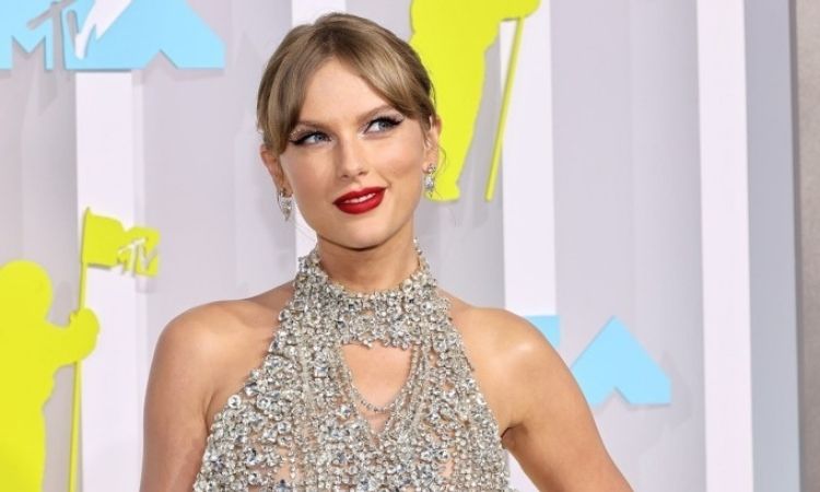 Taylor Swift tại VMAs 2022