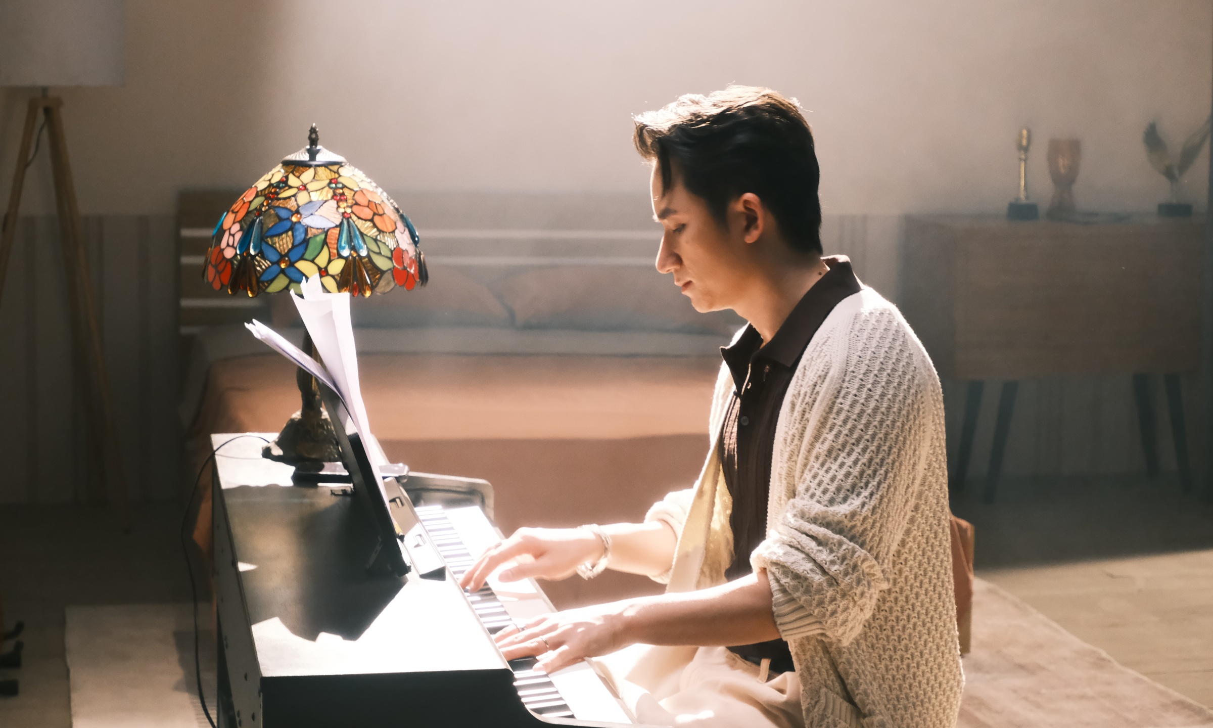 Xả thủ Hoàng Xuân Vinh đóng MV của Phan Mạnh Quỳnh