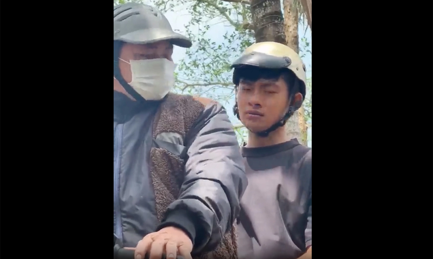 Trích video "Ở bên cồn" của Lê Tuấn Khang