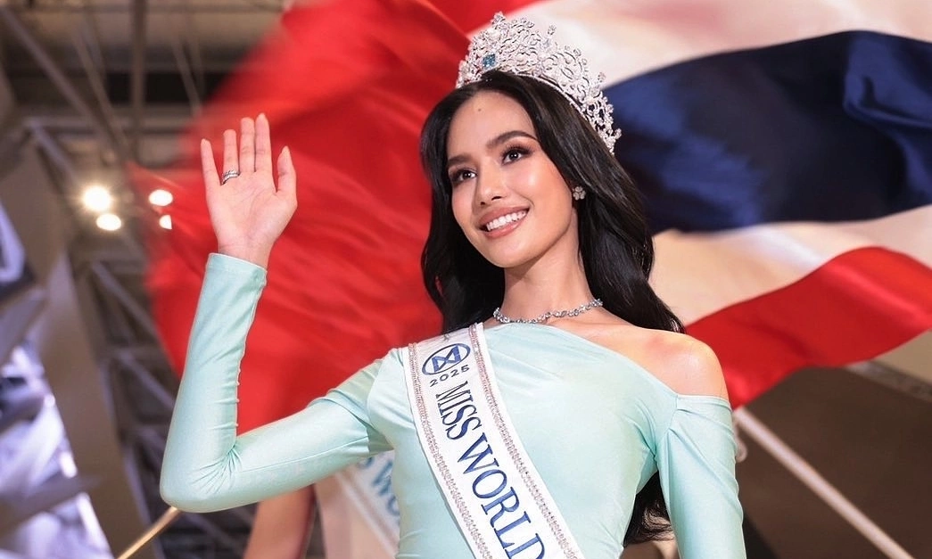 Miss World Thailand đến Ấn Độ tham gia Miss World 2025