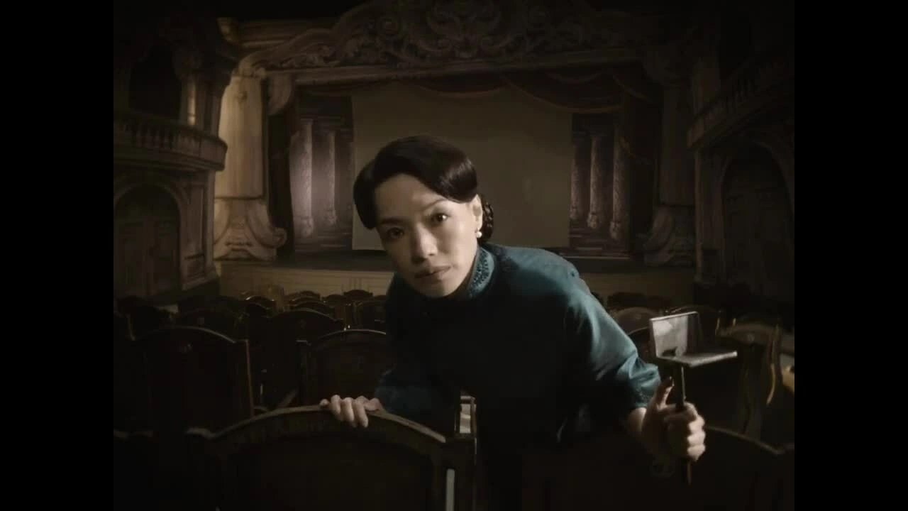 First-look 'Resurrection' có Thư Kỳ