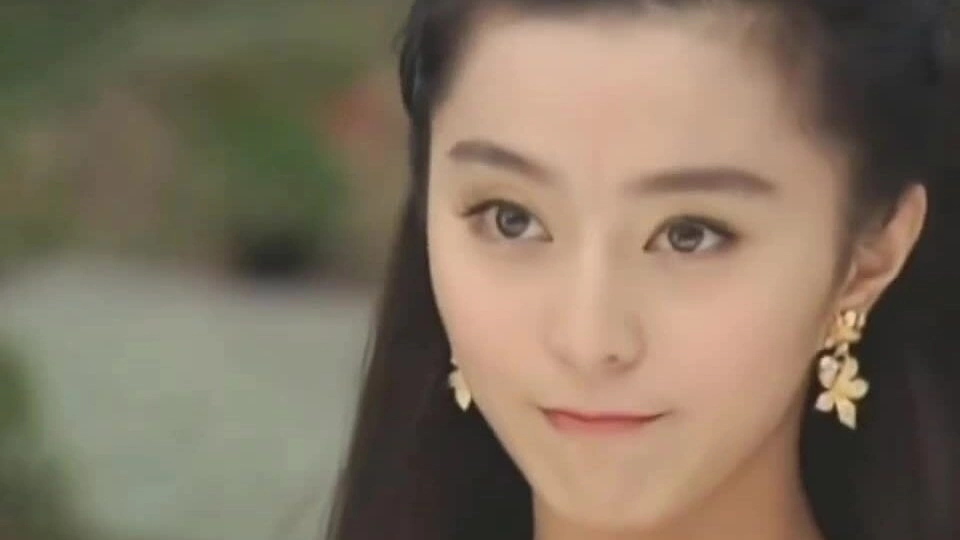 Vẻ đẹp Phạm Băng Băng thời mới vào nghề