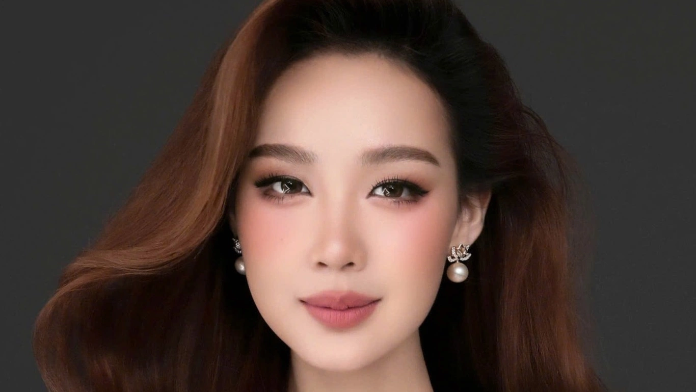 Nét đẹp hiện đại của Hoa hậu Bảo Ngọc