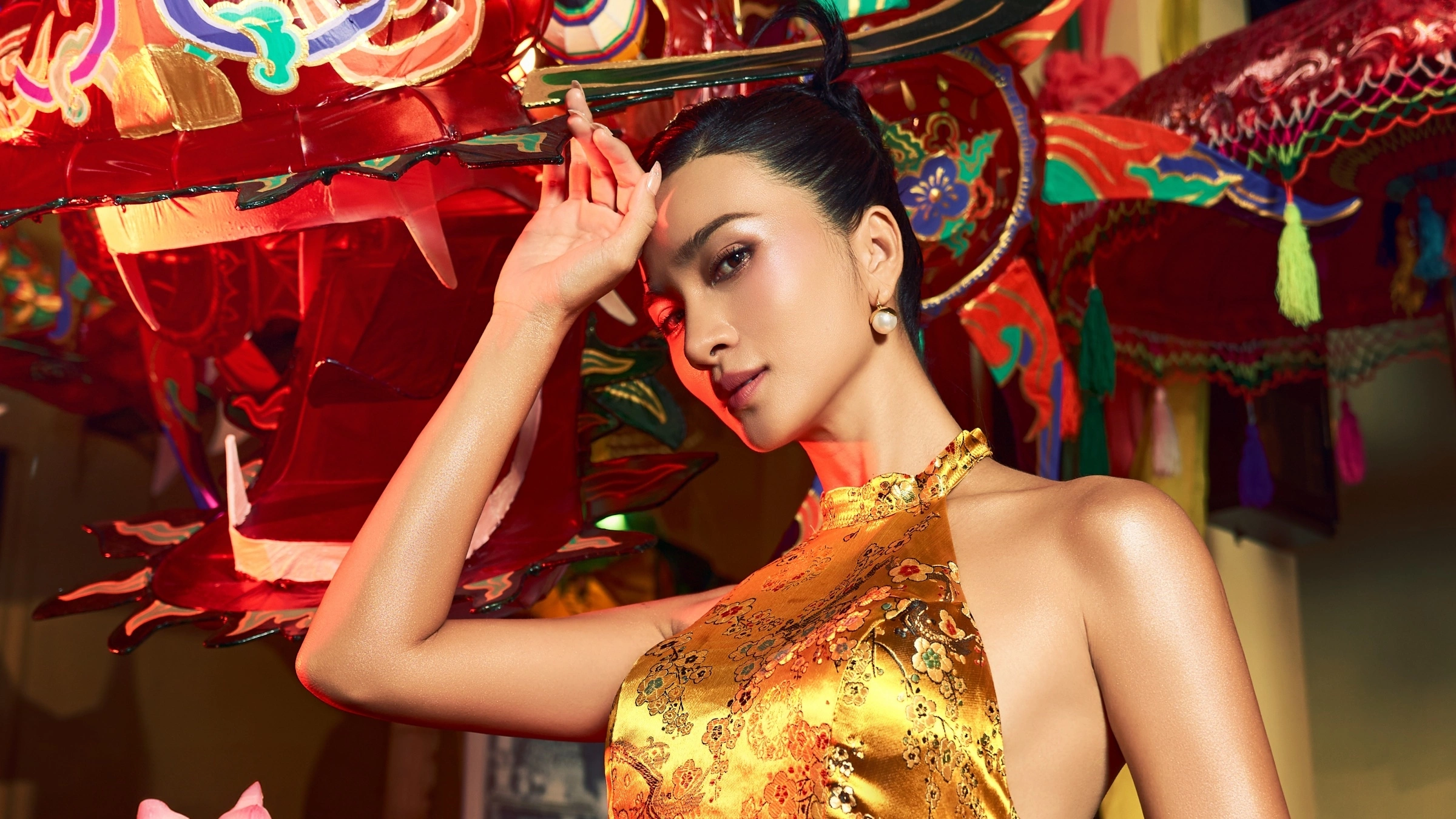 Kim Tuyến chụp ảnh gợi ký ức Trung thu