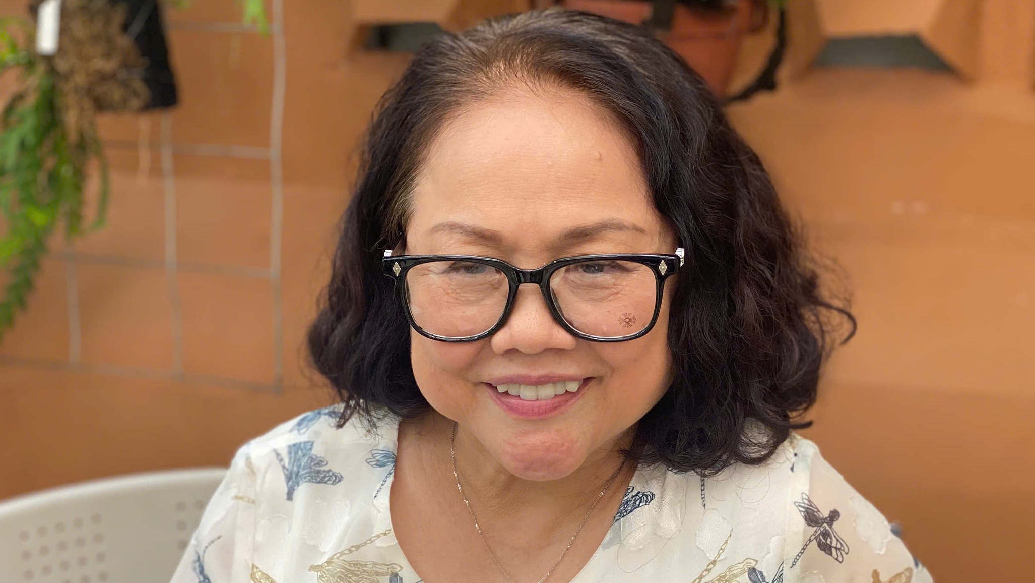 Nghệ sĩ Ái Như nói về việc gồng lỗ để nuôi đam mê sân khấu