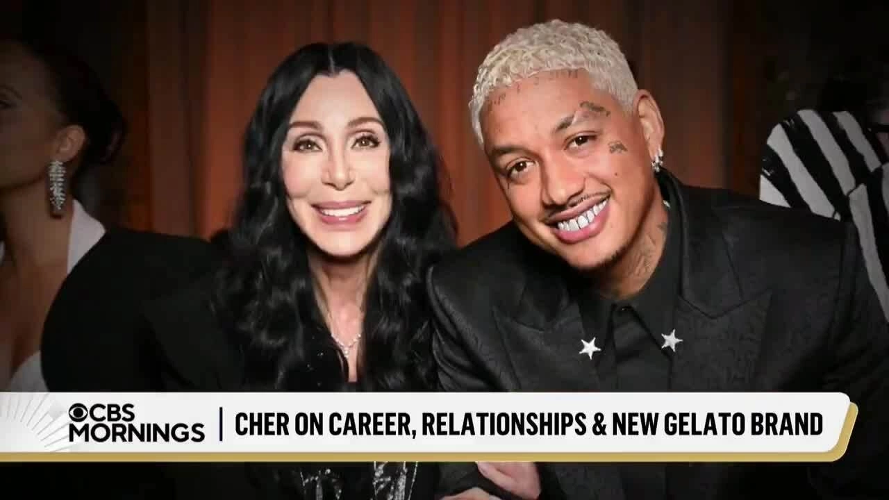 Cher nói về chuyện tình với bạn trai kém 40 tuổi