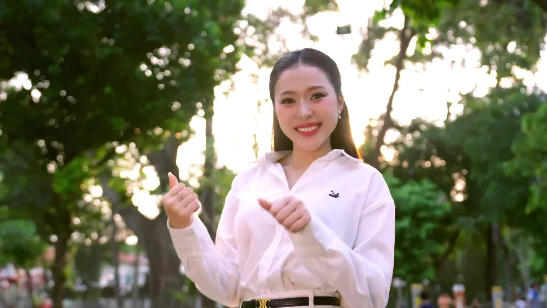 Kiều Duy trong video giới thiệu bản thân gửi đến tổ chức Miss International