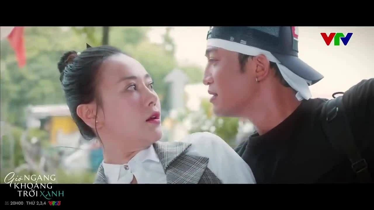 Phương Oanh trong trích phim 'Gió ngang khoảng trời xanh'