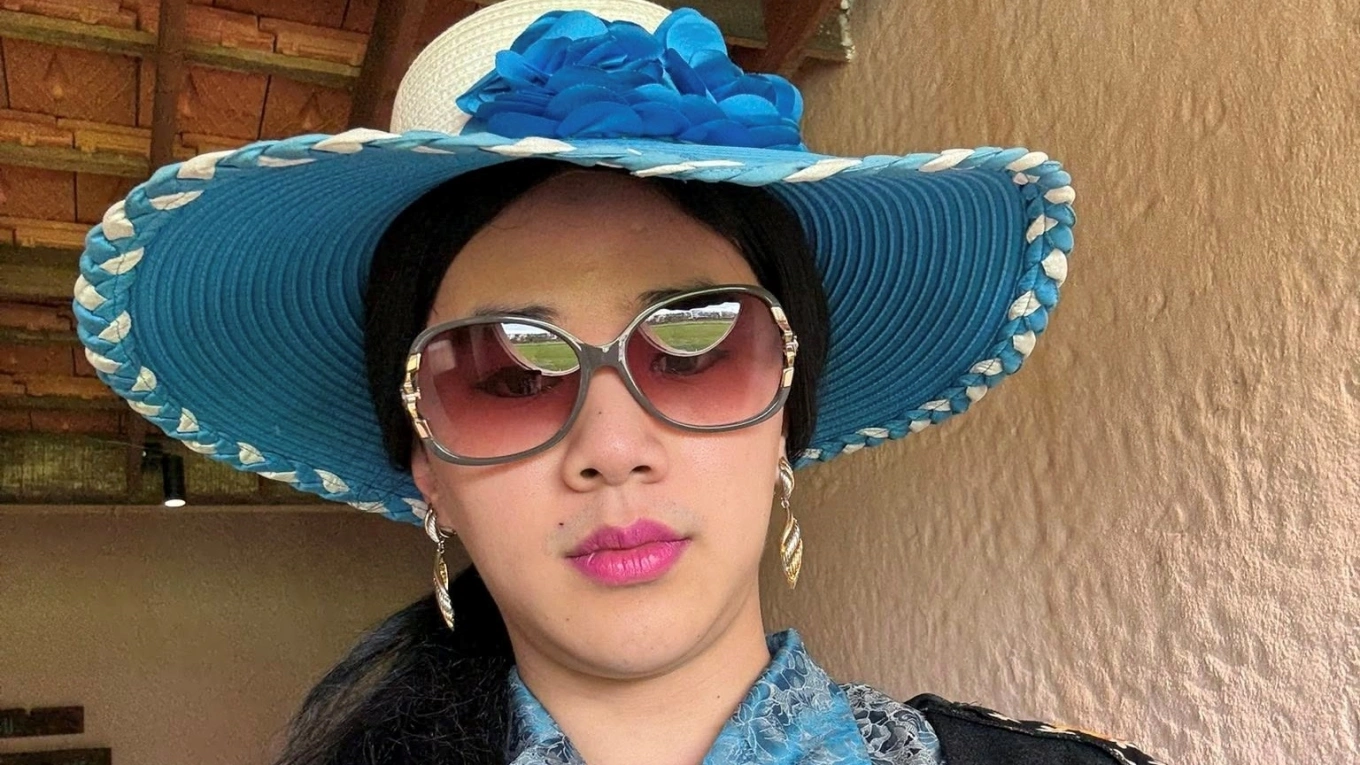 Con Cò Đây hóa thân vào các bà mẹ dạy con