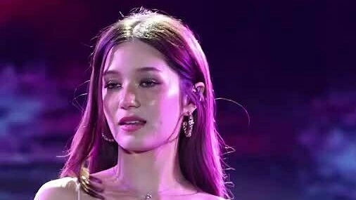 Giọng hát của ca sĩ Thái Violet Wautier