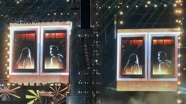 Mỹ Tâm đưa hình Mai Tài Phến lên sân khấu concert