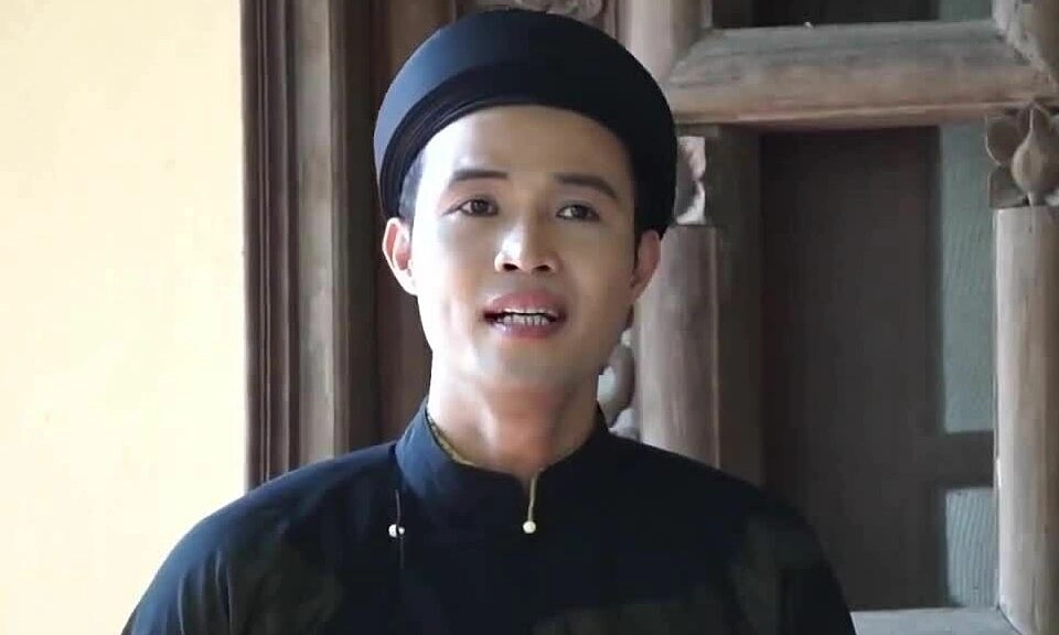 Thái Sơn hát chèo 'Tò vò'