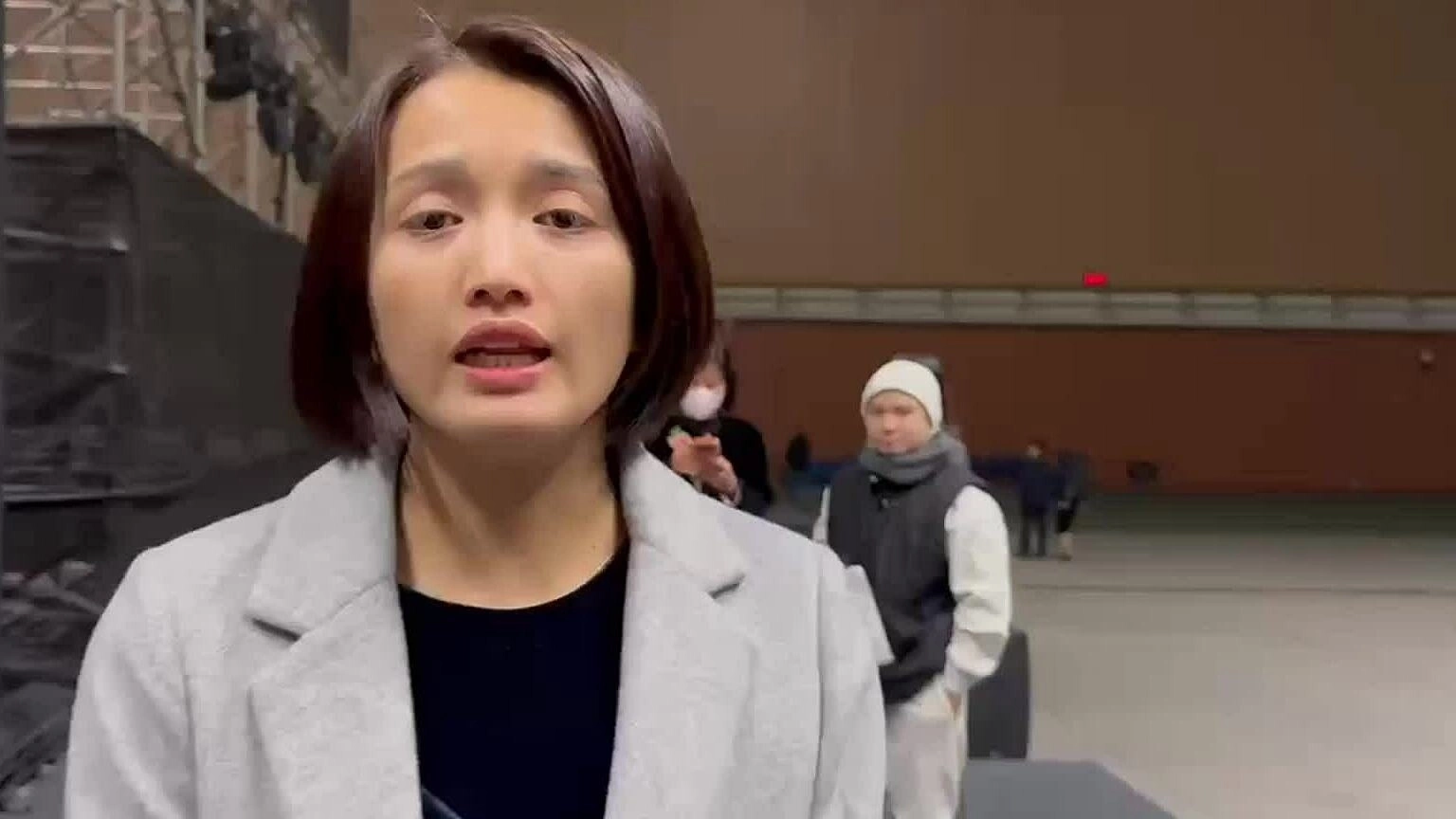 Khán giả bức xúc vì ban tổ chức "Về đây bốn cánh chim trời" hoãn show