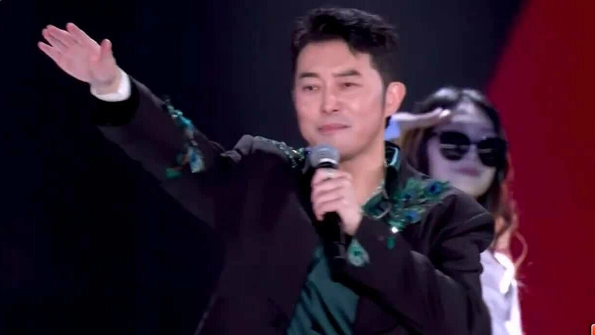 Dàn tài tử Trung Quốc hát 'Cắt đôi nỗi sầu'