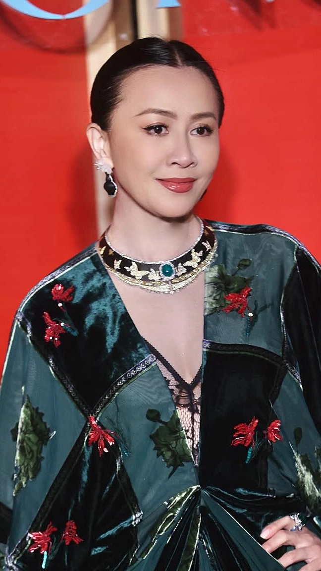 Lưu Gia Linh dự sự kiện thời trang