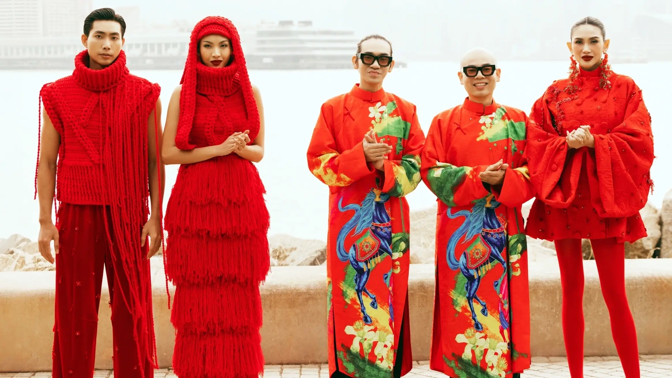 Toàn cảnh show diễn "Tình ca trên sóng" ở Hong Kong của Vũ Ngọc và Son