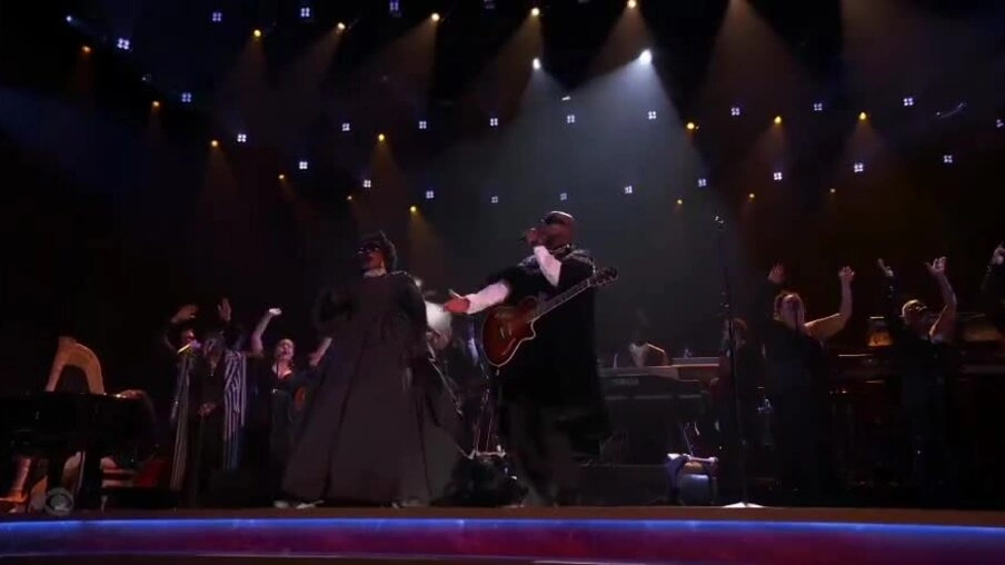 Lauryn Hill hát 'Killing Me Softly' ở Grammy 2026