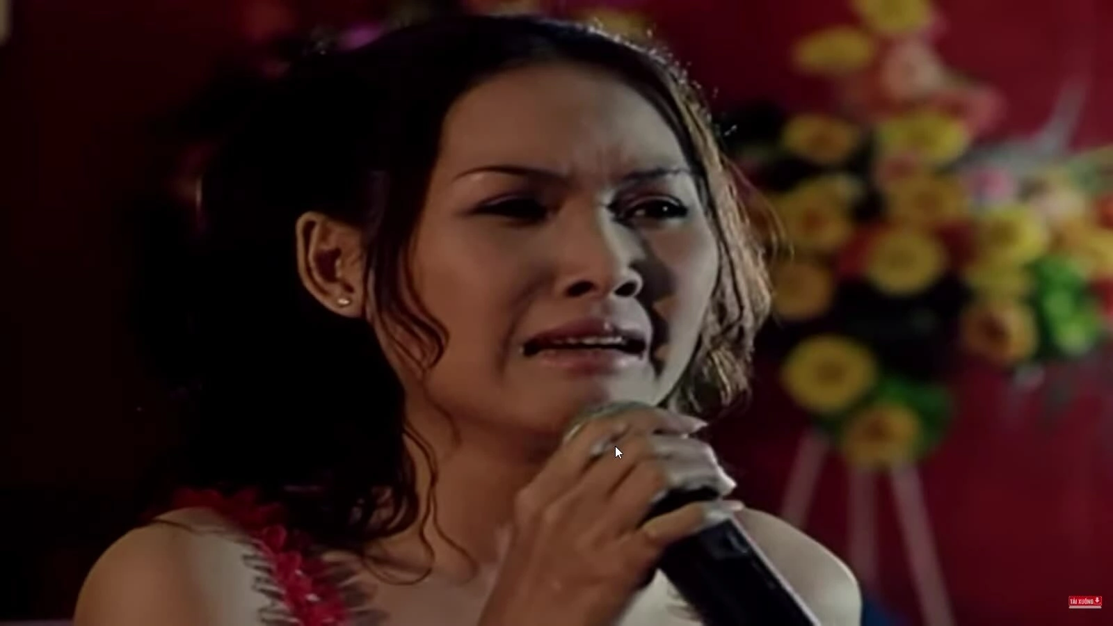 Minh Thư trong phim "Gái nhảy"