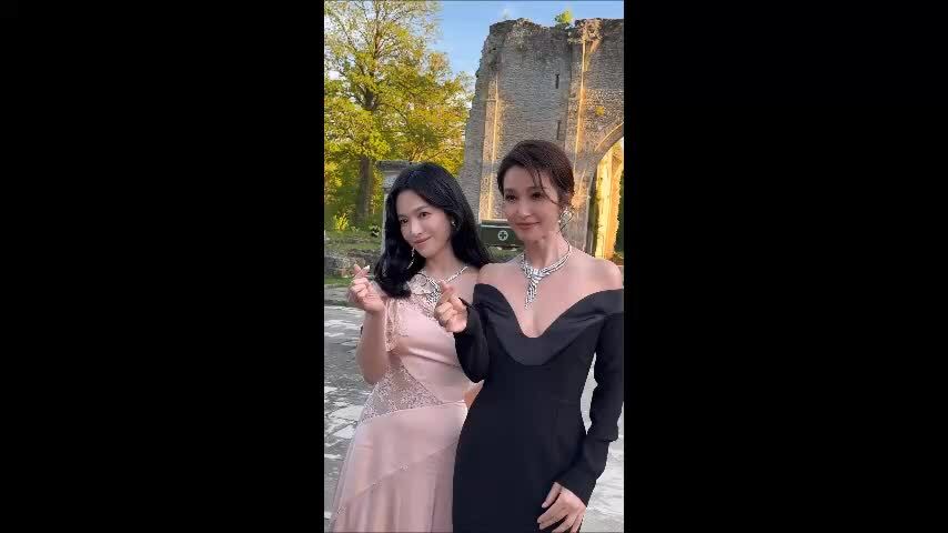 Song Hye Kyo và Lý Băng Băng