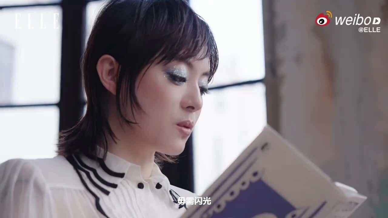 Tôn Lệ tôn khí chất trên tạp chí