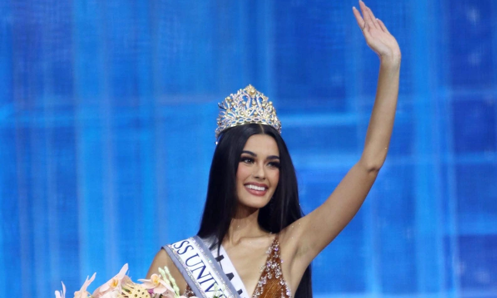 Mỹ nhân lai đăng quang Miss Universe Philippines 2026