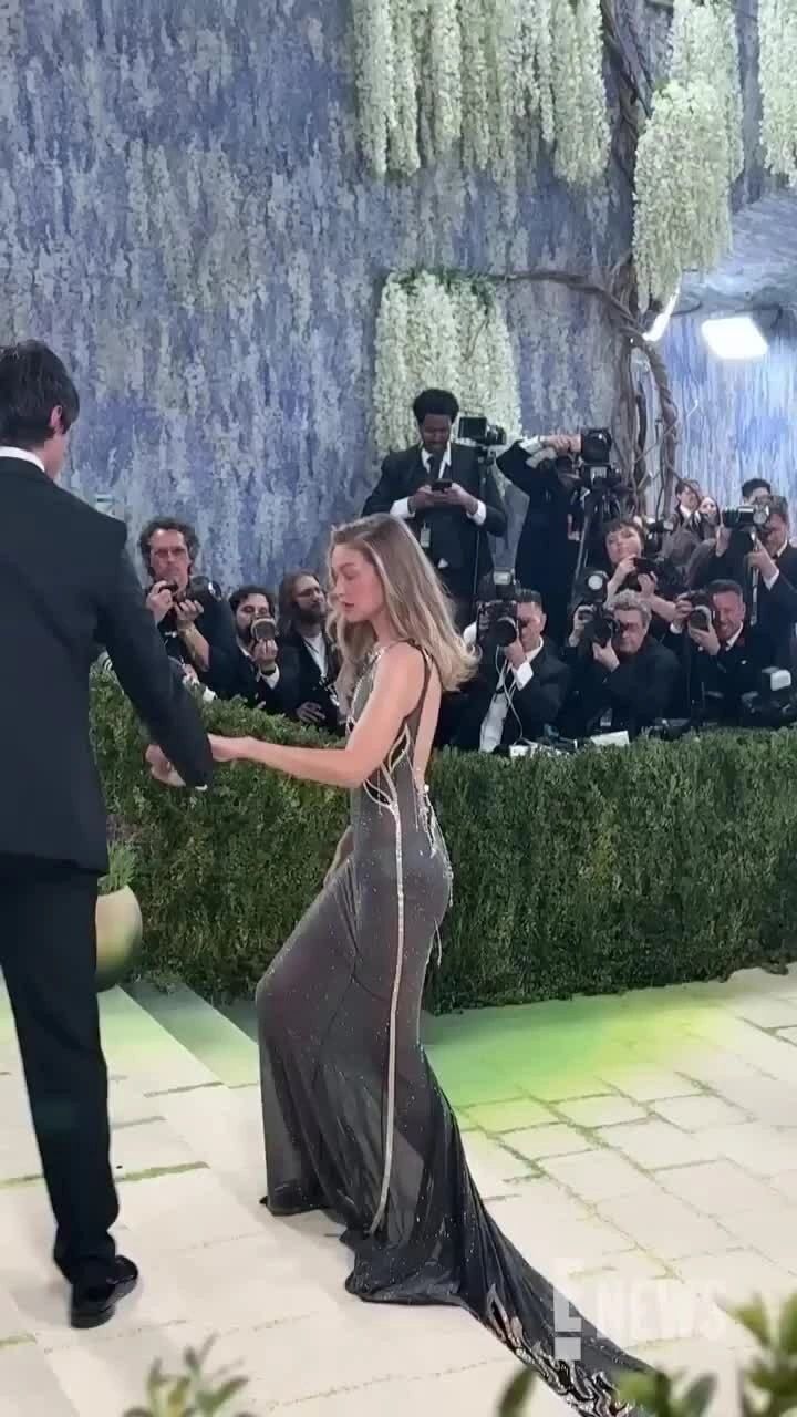 Gigi Hadid ở Met Gala 2026