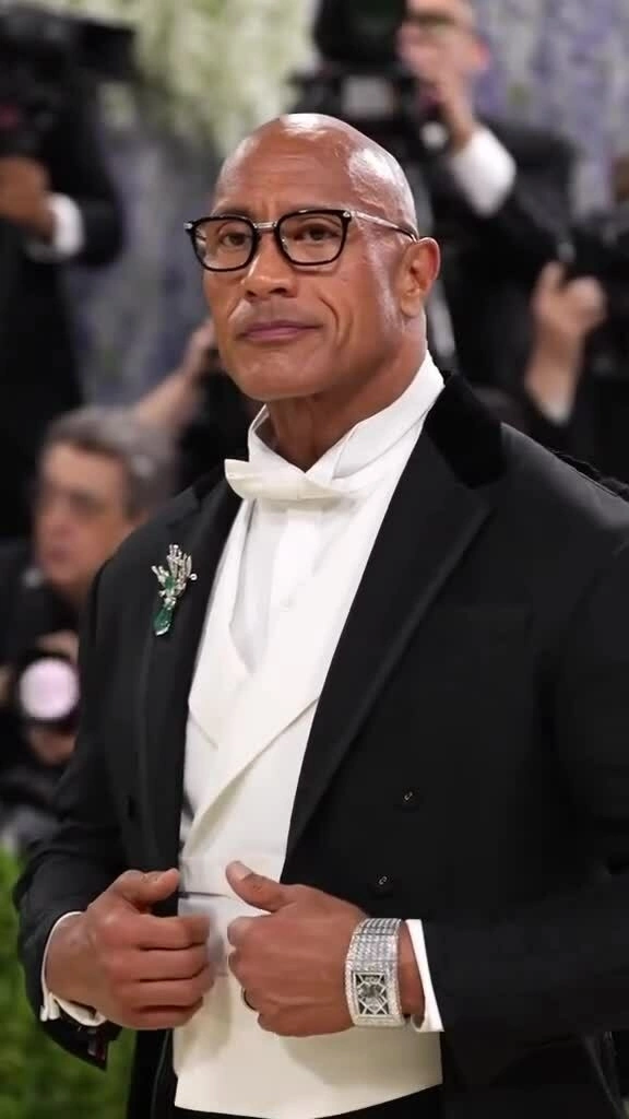 The Rock ở Met Gala 2026
