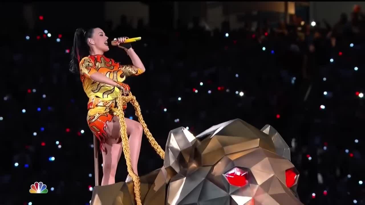 Katy Perry biểu diễn "Roar" tại World Cup 2026
