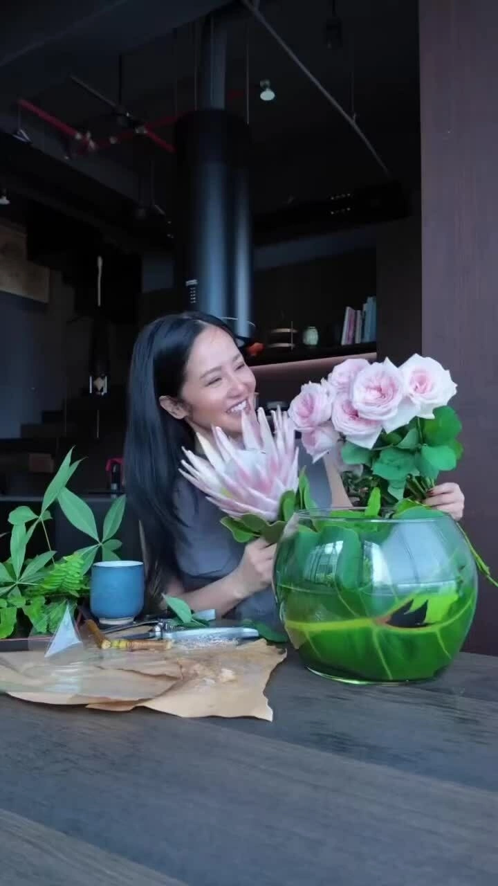 Sở thích cắm hoa của Hồng Nhung