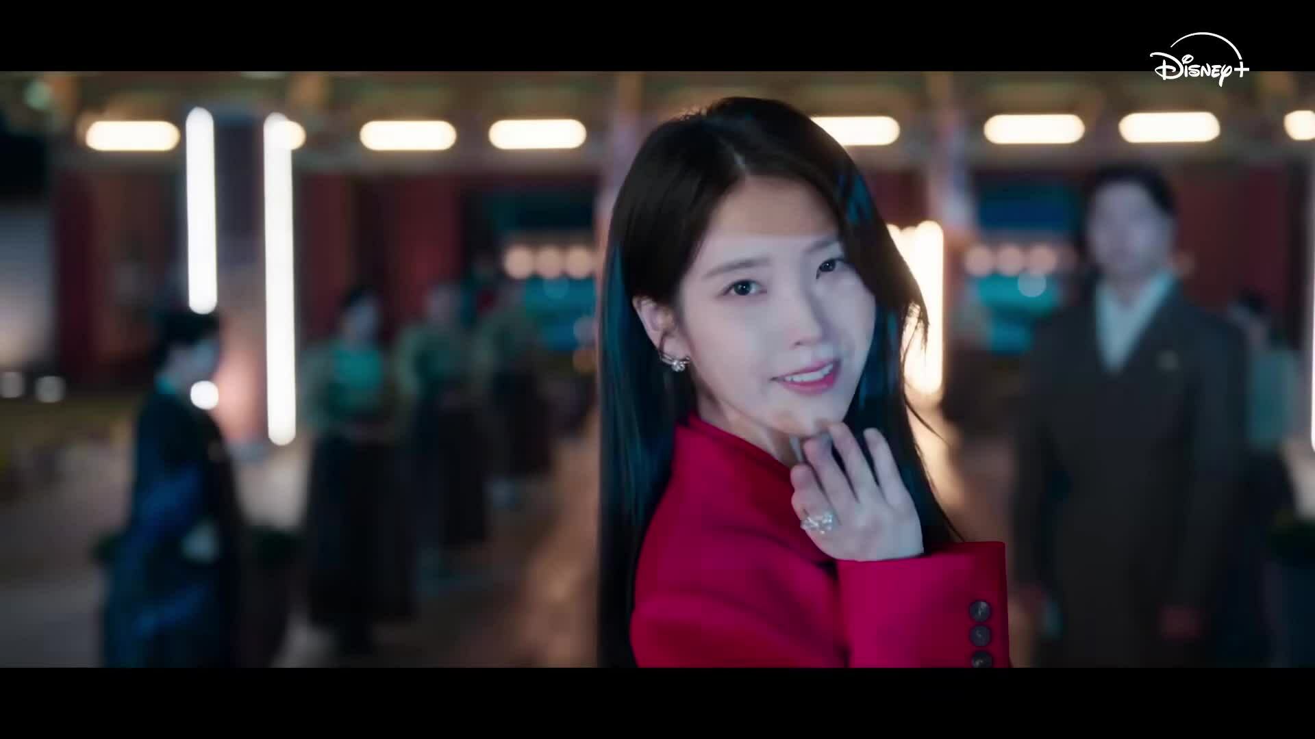 Trích trailer "Perfect Crown" của IU