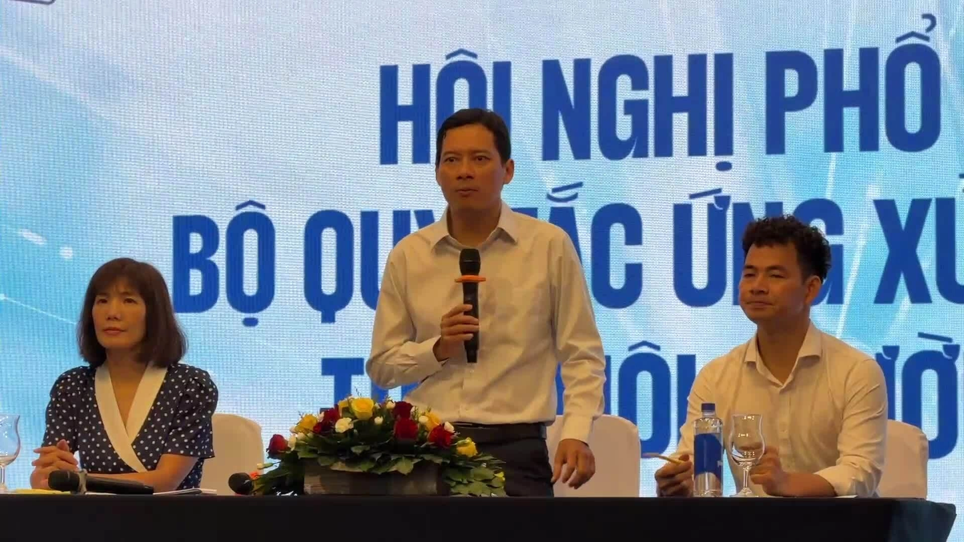 Cục trưởng Tự Do nói về việc lập "danh sách đen" nghệ sĩ để nhãn hàng tránh hợp tác