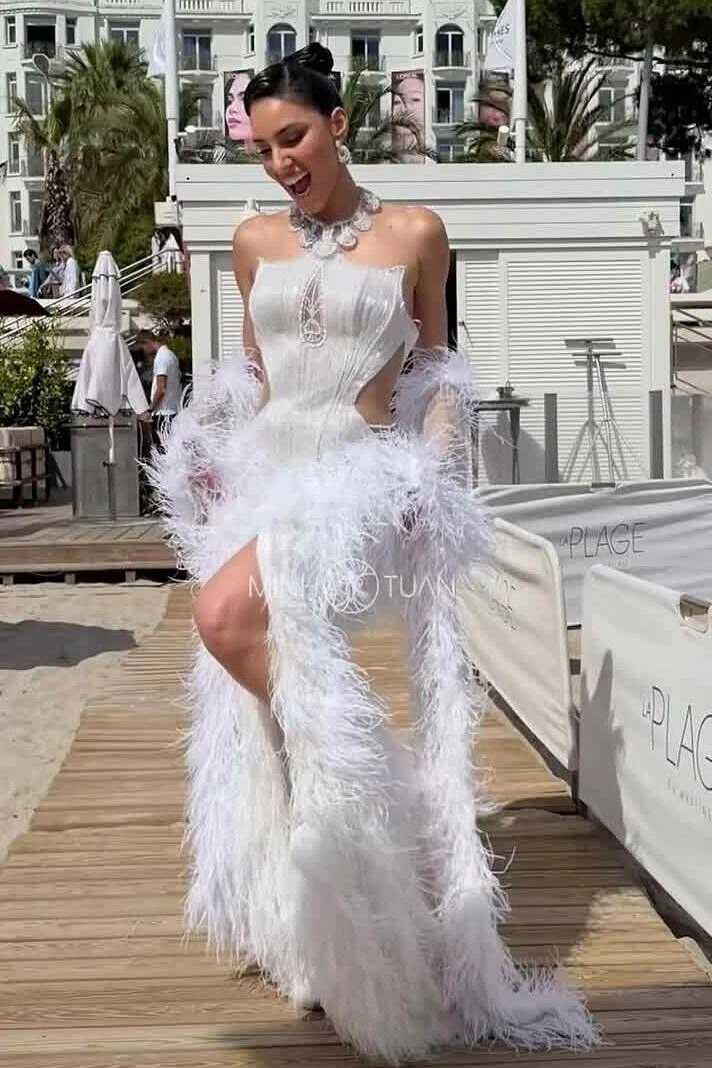 Miss Global 2017 tạo dáng ở Cannes với trang phục của nhà mốt Việt