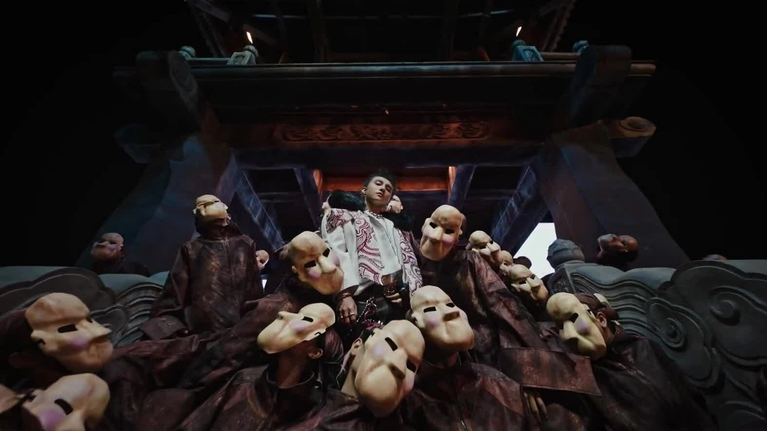 Teaser MV "Come my way"