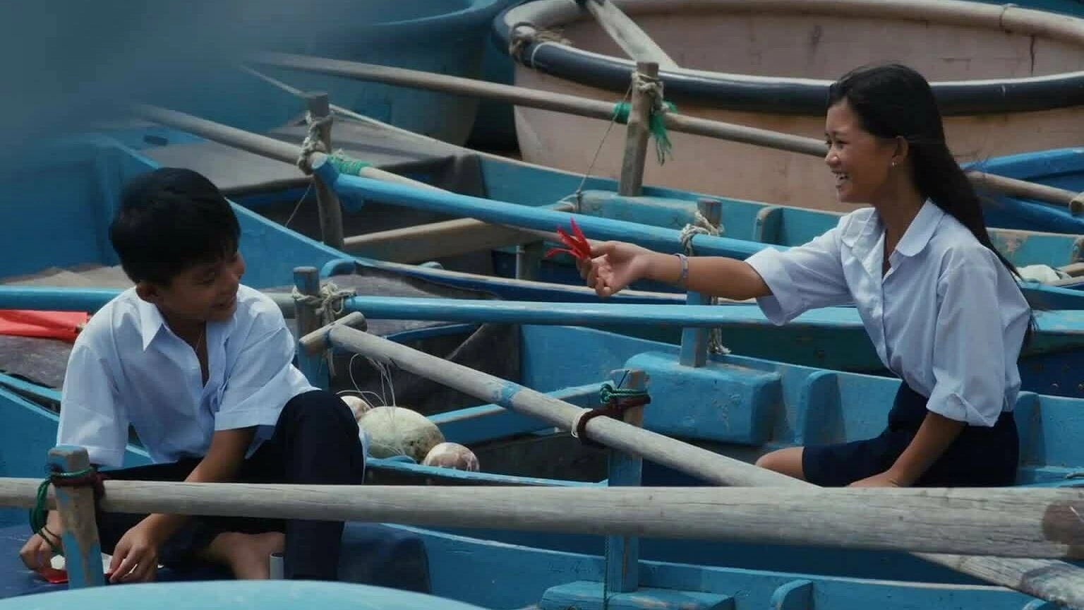 Bức Tường - MV 'Đi về phía mùa hè'