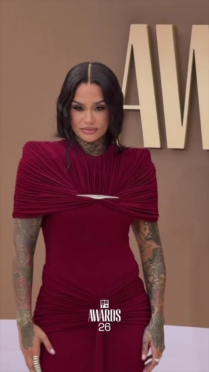 Kehlani diện đầm Cường Đàm ở BET Awards 2026