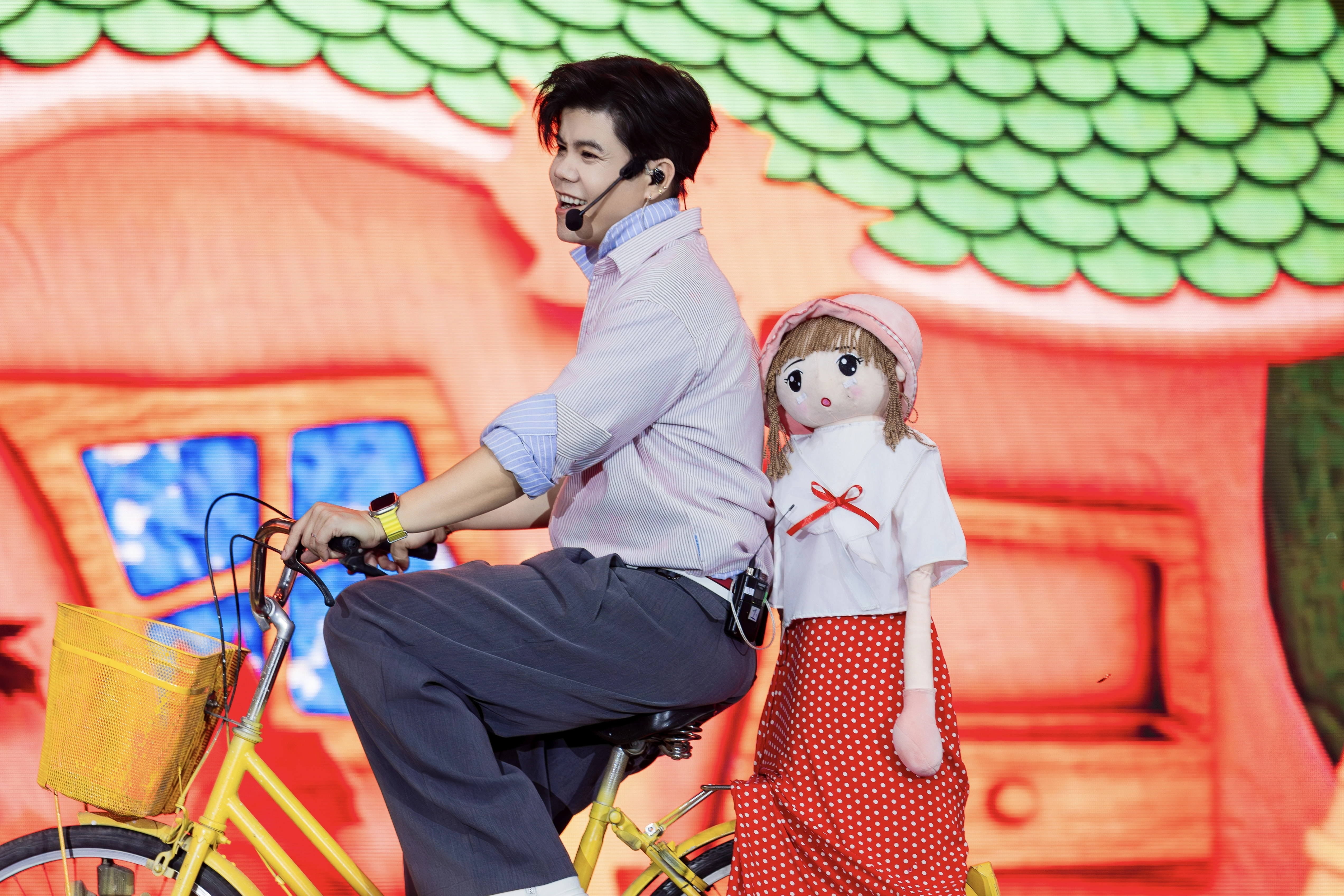 Tiết mục "Xe đạp"