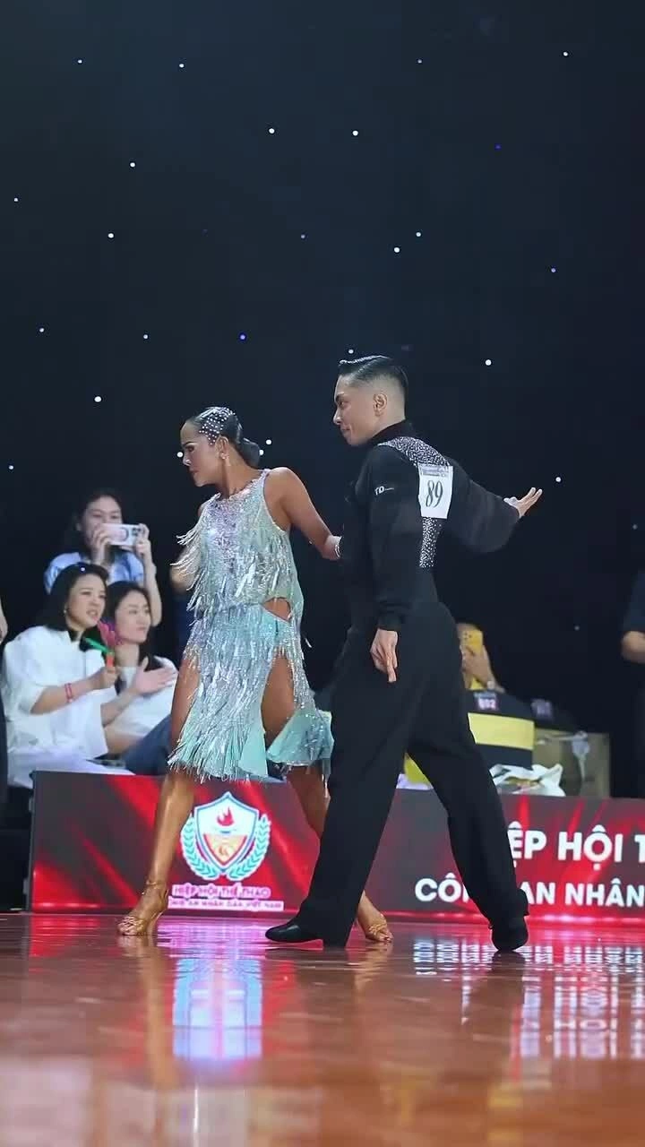 Phan Hiển, Thu Hương nhảy điệu Jive