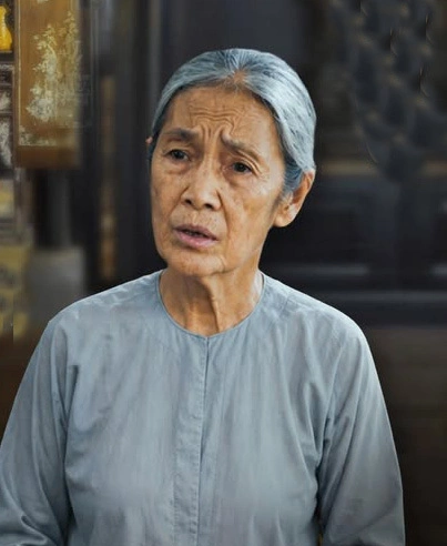 Nghệ sĩ Thanh Hiền trong phim "Nợ đời vay trả"