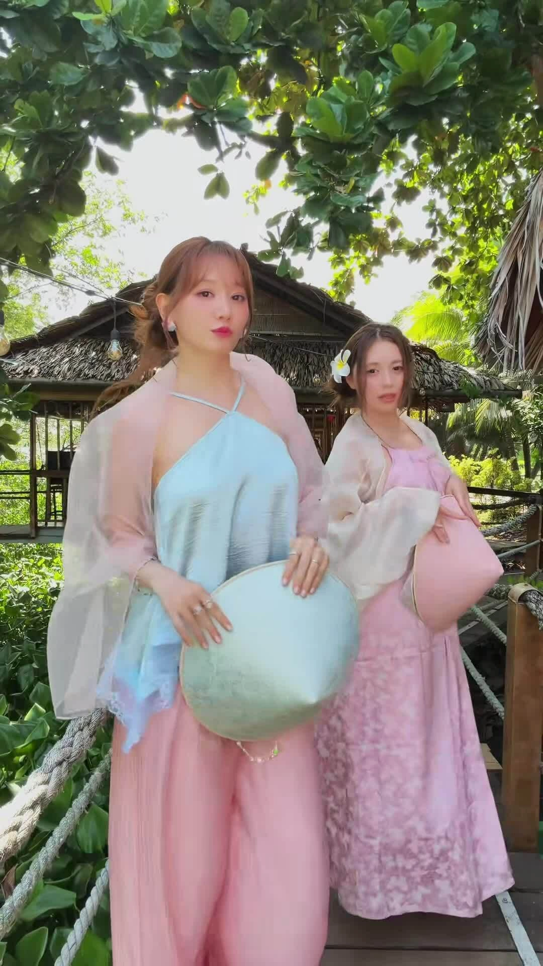 Hari Won dẫn hot girl Hàn Quốc thăm miền Tây Nam Bộ