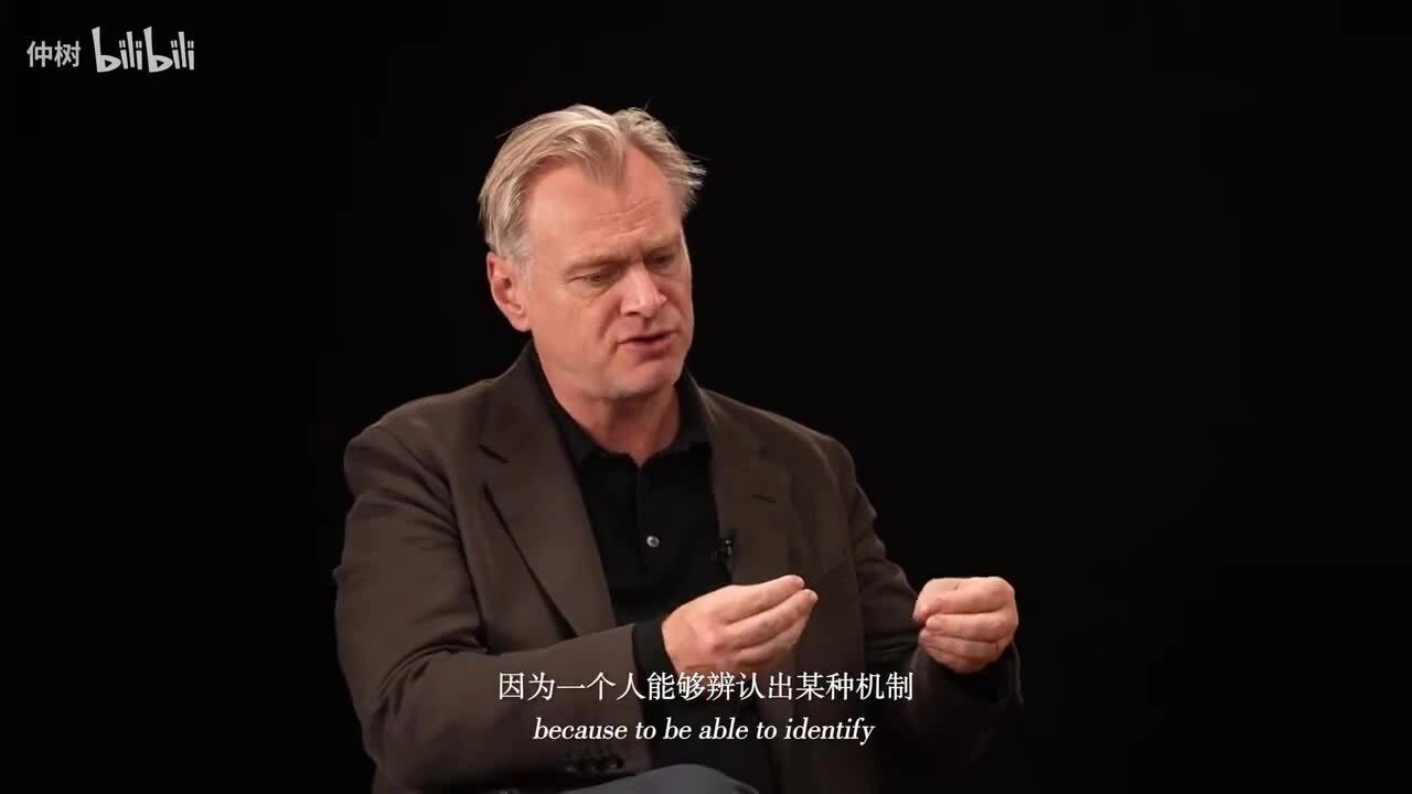 Christopher Nolan nêu quan điểm về cách phê bình phim nghiệp dư