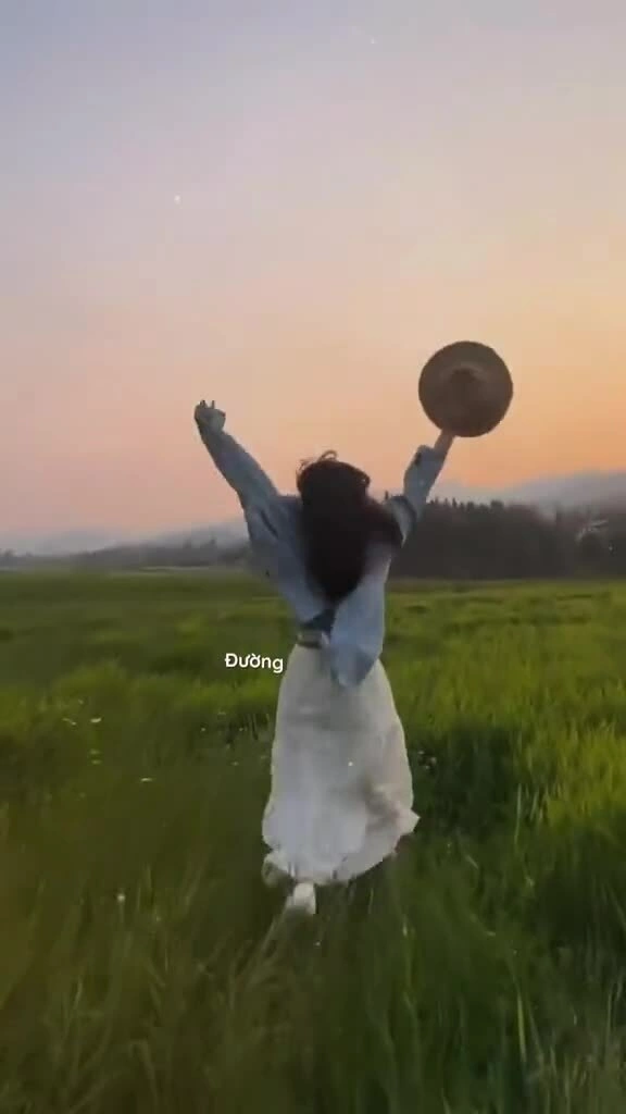 Khán giả quay video du lịch trên nền nhạc "Tự do như cơn gió".