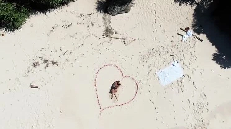 Buck Palmer cầu hôn Alessandra Ambrosio