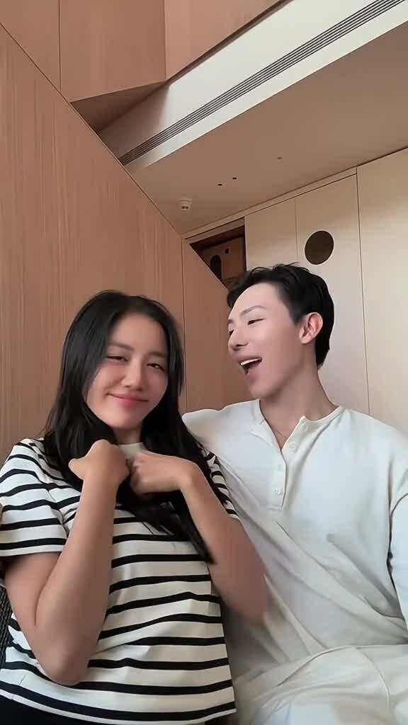 Văn Mai Hương, Êrik quay video sử dụng "Ăm chã húi?"