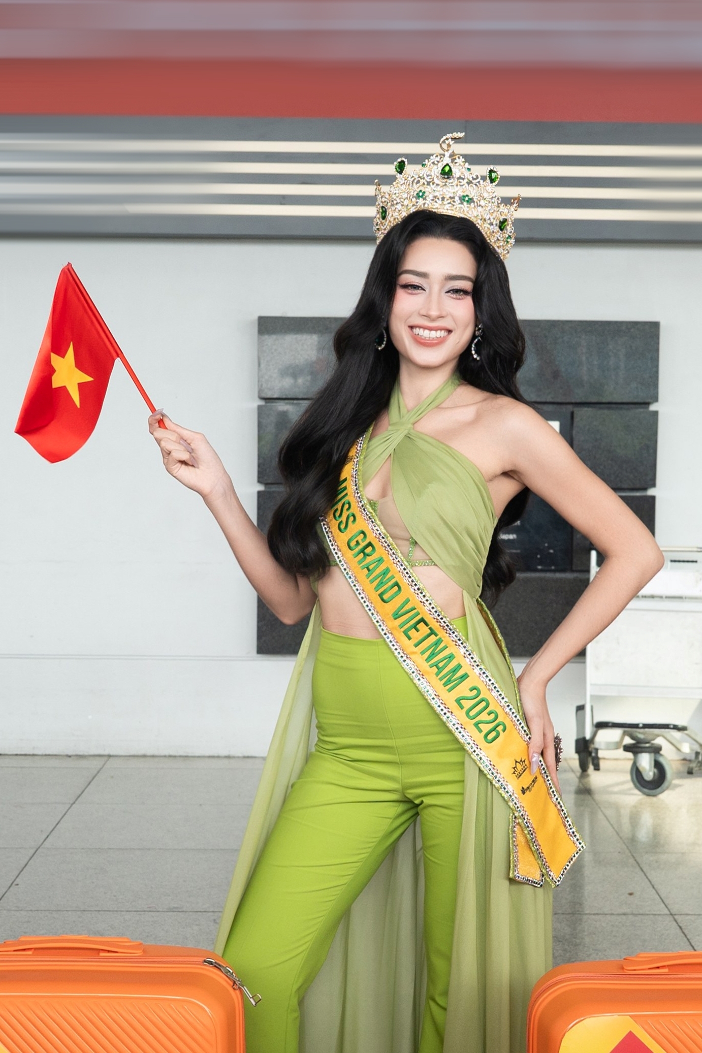 Emoura Phạm: Tôi muốn chiến thắng Miss Grand International - Báo VnExpress Giải trí